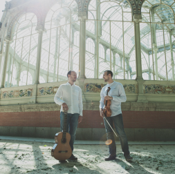 Animacorde  es un duo de  violín y guitarra formado por el violinista Andrés Ortiz y el guitarrista Pablo Rioja